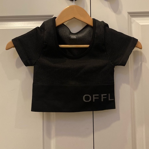 Cute aerie short sleeve athletic shirts - Picture 2 of 5